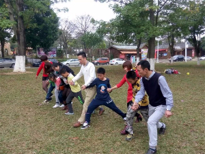 幸福初冬，東莞松湖生態(tài)園迎來(lái)光明小學(xué)五年級(jí)兄弟班親子戶(hù)外活動(dòng)
